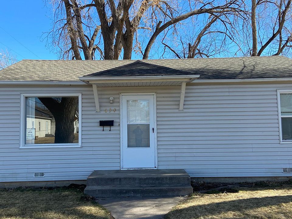1st image of 630 21st Ave