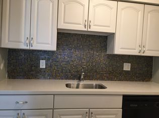 1043 Mohr Ln APT C, Concord, CA