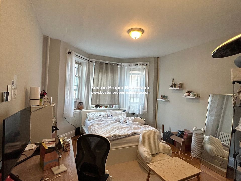 1st image of 211 Park Dr APT 23