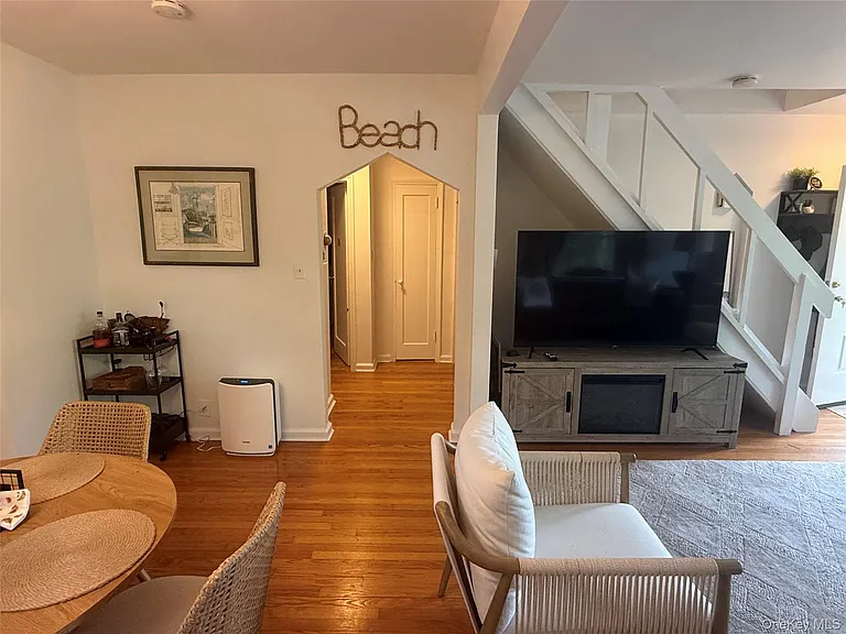 19 Cotswold Dr — Photo 10