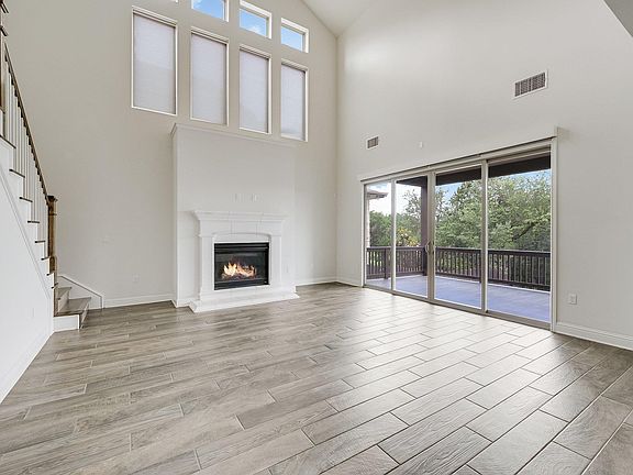 2nd image of 13000 Orihuela Dr
