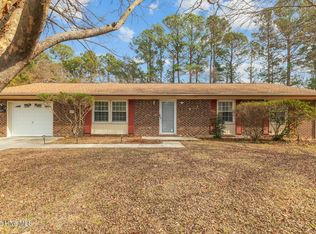 117 Meadowview Ct, Jacksonville, NC 28546