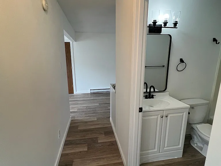 915 Genrich St #2 — Photo 10