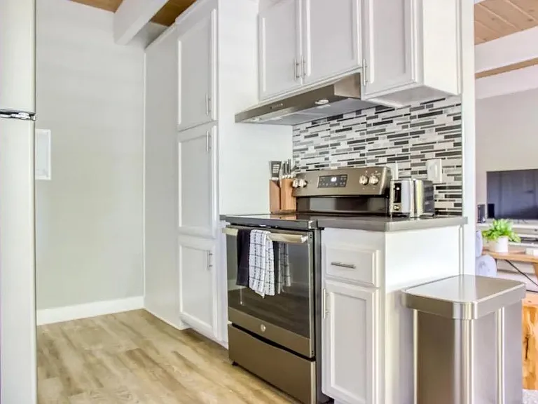 Wellsbury Apartment Homes — Photo 1