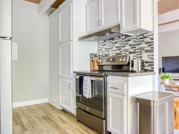 Wellsbury Apartment Homes