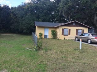 907 Nebraska St, Leesburg, FL 34748