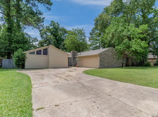 2029 Tickner St, Conroe, TX 77301