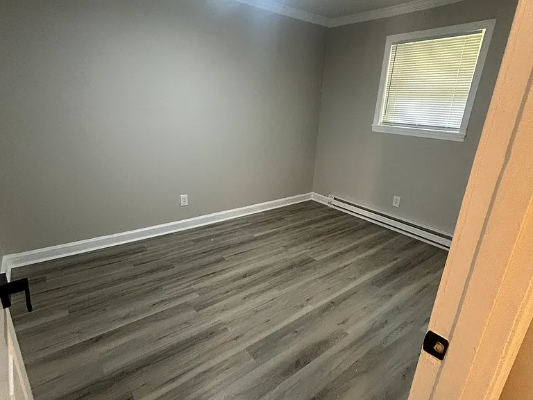 1604 N Long St — Photo 7