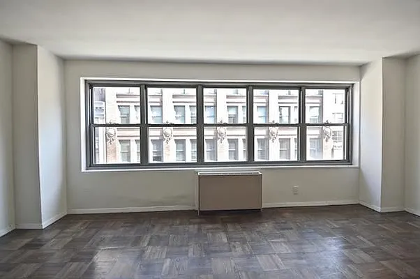 Sold by Maz Group NY | media 17