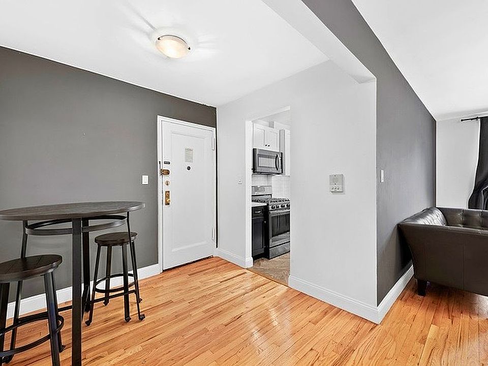 1st image of 3548 75th St APT 4A