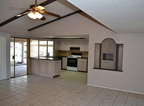 3rd image of 2009 Overglen Dr