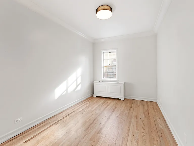 687 Greenwich St #1 — Photo 11