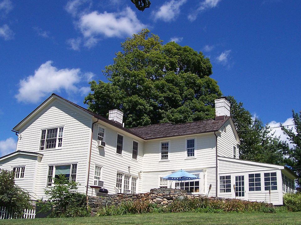 1700's colonial charm