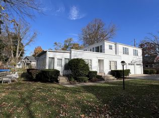 1149 N Shore Dr #2, Crystal Lake, IL 60014