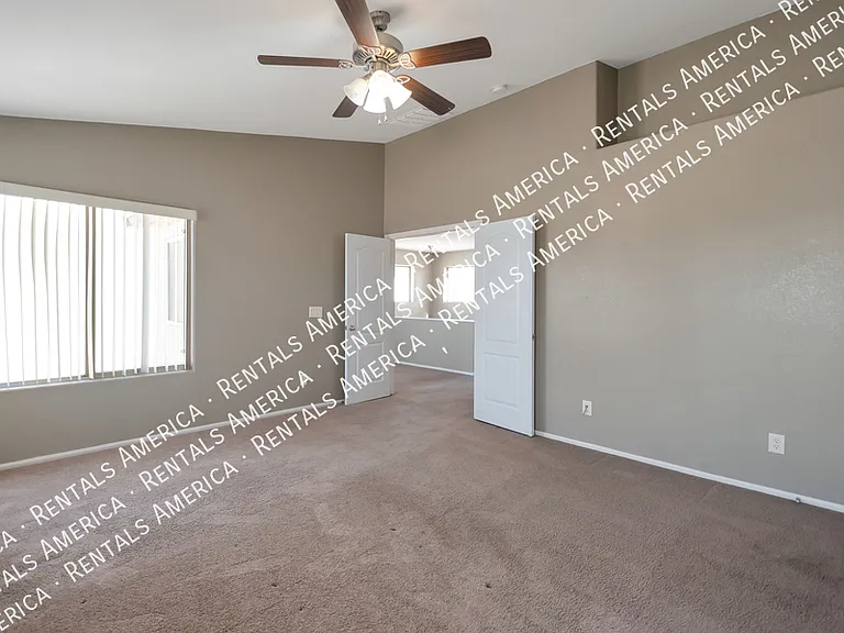 1028 E Dragon Fly Rd — Photo 13