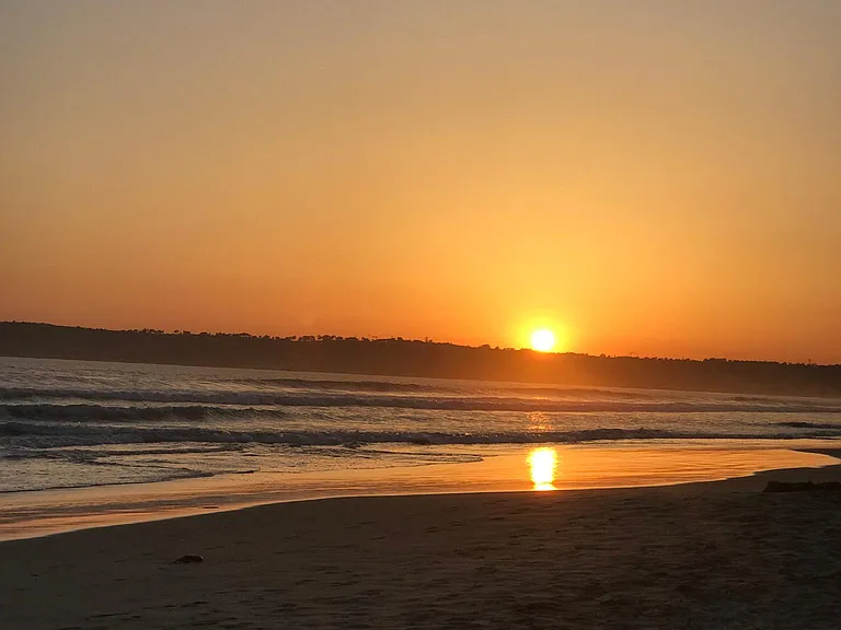 California beach sunsets are close by! Walk to the ferry and for $7 each way, land on Coronado and visit the famous Hotel del Coronado beach!