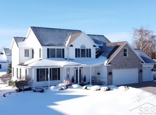 6675 Deer Run Trl, Saginaw, MI 48603