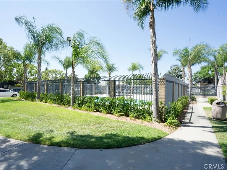 731 Windwood Dr — Photo 14