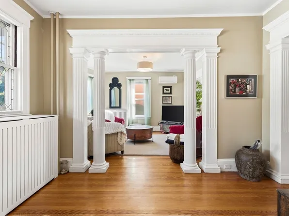 44 Prince St #1, Jamaica Plain, MA 02130
