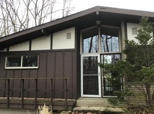 4623 Streeter Rd, Mantua, OH 44255