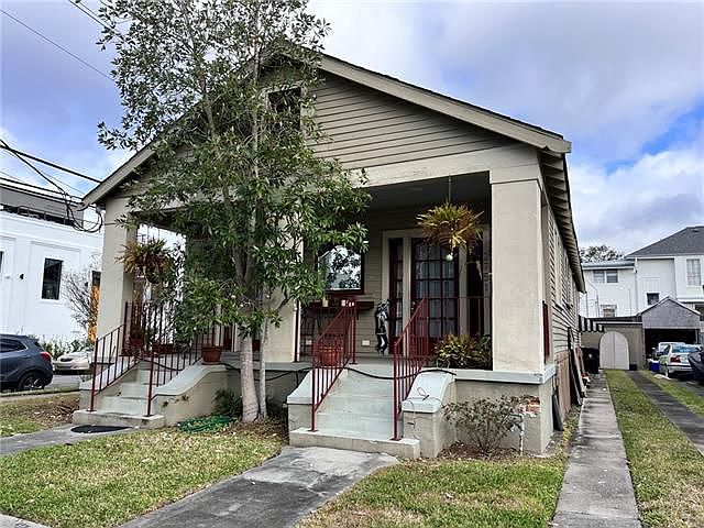 1st image of 2751 Saint Philip St