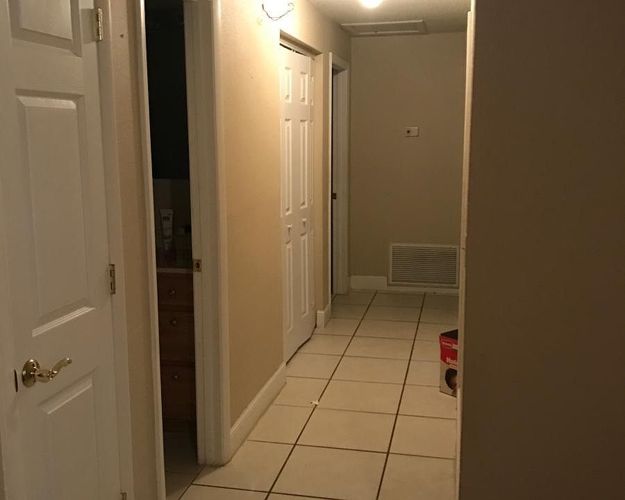 1st image of 2552 Stratford Dr