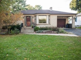 1208 Madison St, Lake Geneva, WI 53147