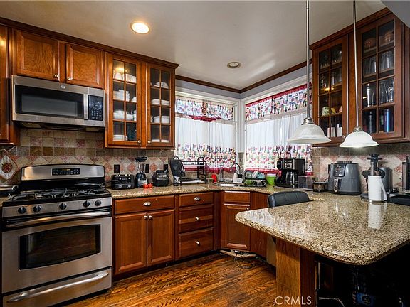 5th image of 11223 Buell St