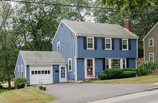 2nd image of 106 Academy Ave