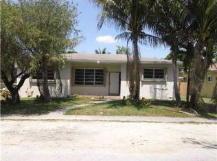 875 NE 146th St, North Miami, FL 33161