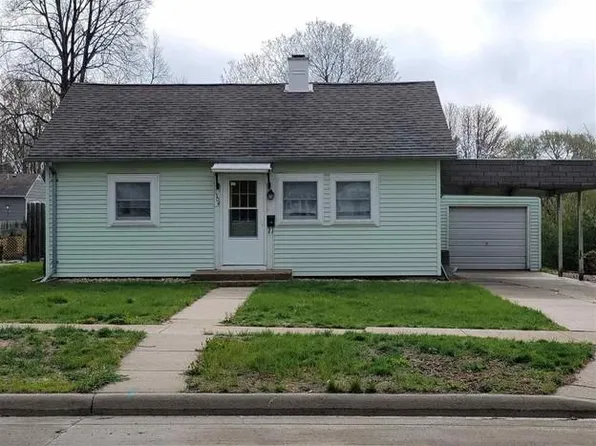1504 Mulberry St, Yankton, SD 57078