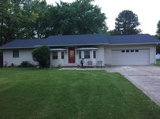 151 Smith Rd, Lebanon, MO 65536