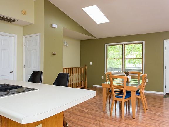 3rd image of 273 Alleghany Dr