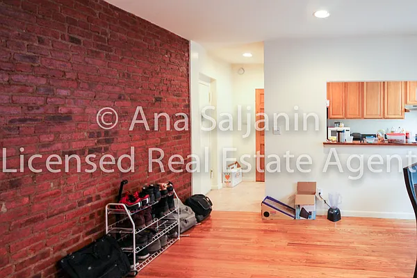 Rented by Citi Zone Realty | media 19