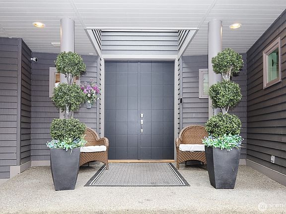 4th image of 8777 Goshawk Road