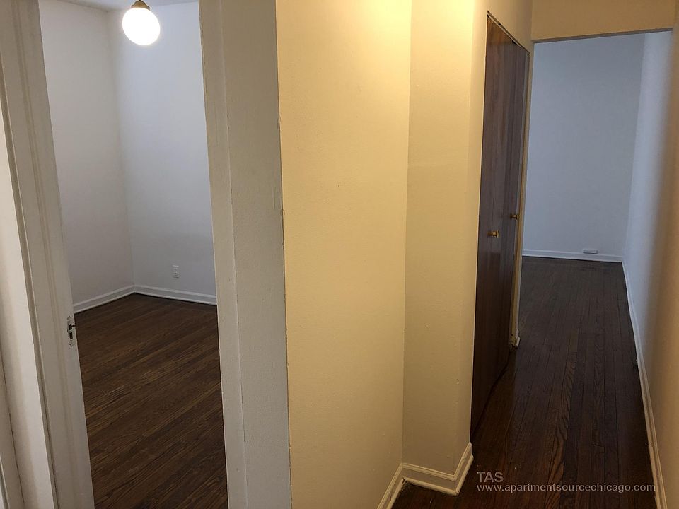 2nd image of 3034 N Halsted St APT 3B