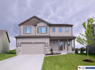 16446 Virginia St, Omaha, NE 68136