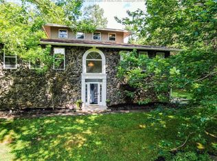 5473 Shawnee Dr, Huntington, WV 25705