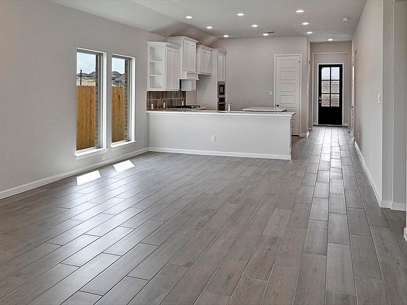 3rd image of 12937 Gilmore Bend