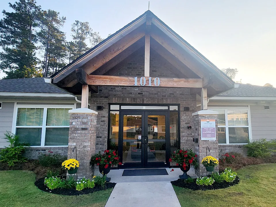 Horizon Ridge Apartments
