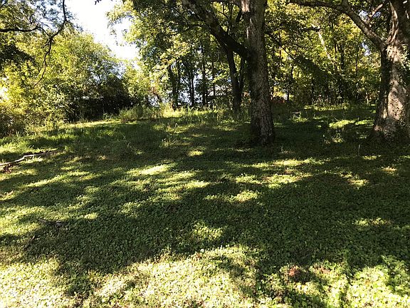 5th image of 5125 Strawberry Plains Pike