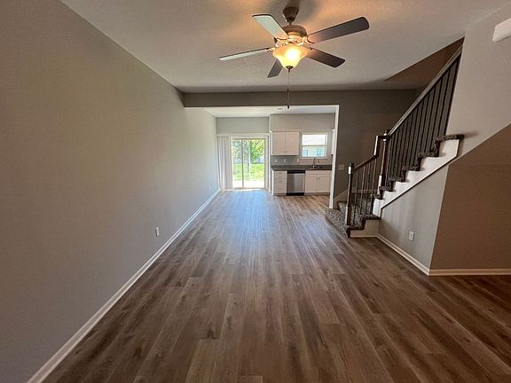 8042 SW 4th St, Blue Springs, MO 64014 | Zillow