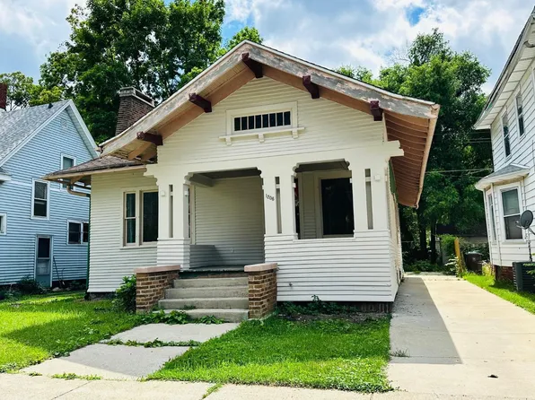 1206 Jackson St, La Porte, IN 46350