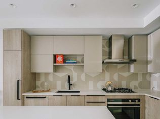 322 E 15th Ave #209, Vancouver, BC V5Y1Y2