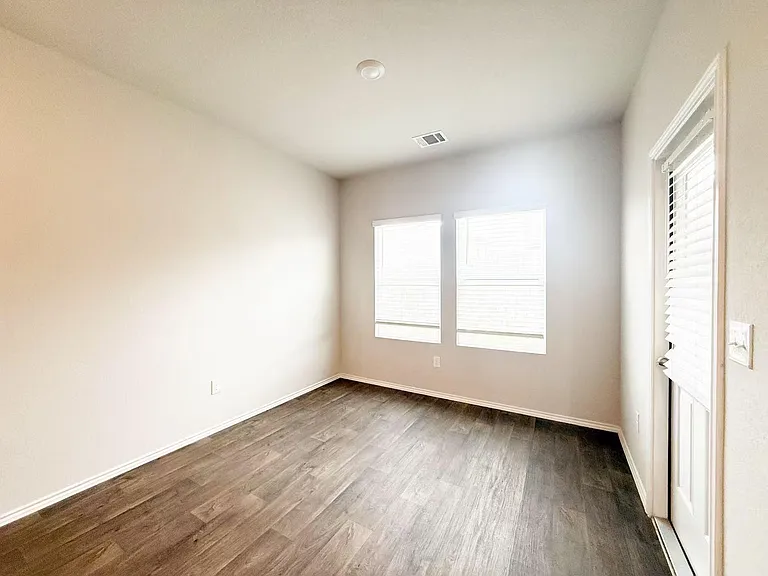 15109 Siberian Elm Ln — Photo 9