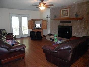 4th image of 227 Township Road 1197