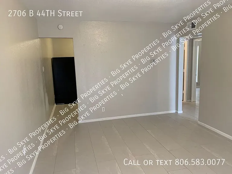 2706B 44th St — Photo 7