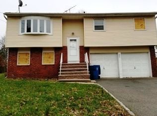 484 Ralph St, Somerset, NJ 08873