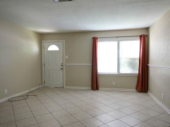 3rd image of 8141 Arbor Ave APT B