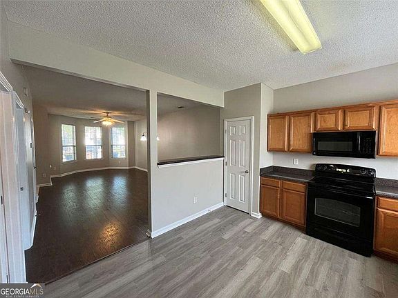 4th image of 11324 Michelle Way